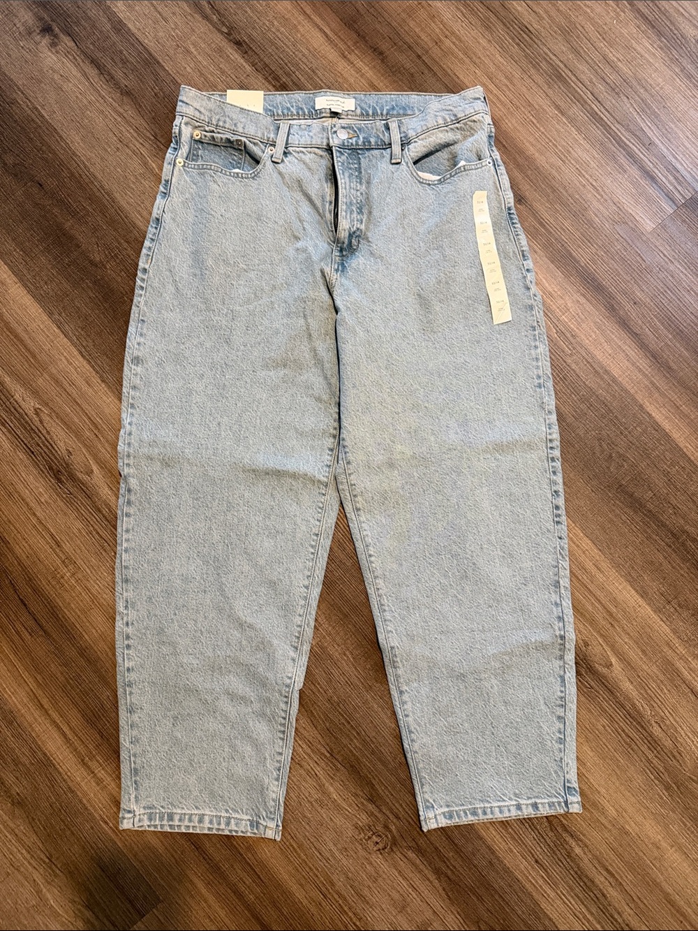 Banana Republic Light Blue Relaxed Fit women Jeans